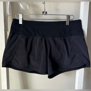 Lululemon- Speed Up Shorts, Black Size 4